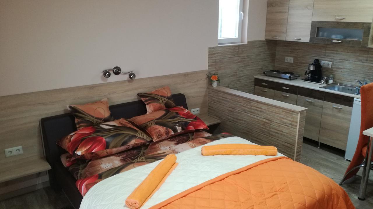 Kéri Vendégház Mosonmagyaróvár Extérieur photo