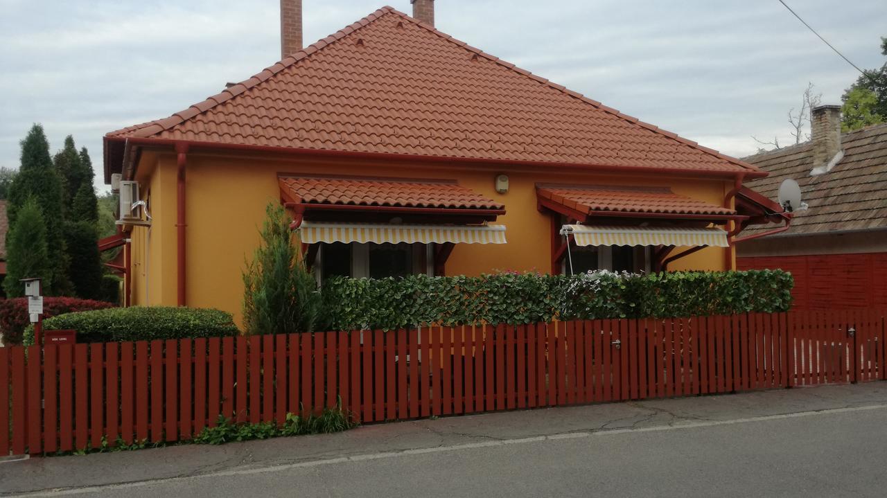 Kéri Vendégház Mosonmagyaróvár Extérieur photo